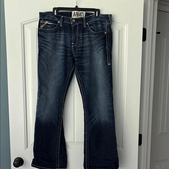 Ariat M7 Rocker Boot Dark Wash Denim Jeans Men’s Sz 35/32 - Picture 1 of 5